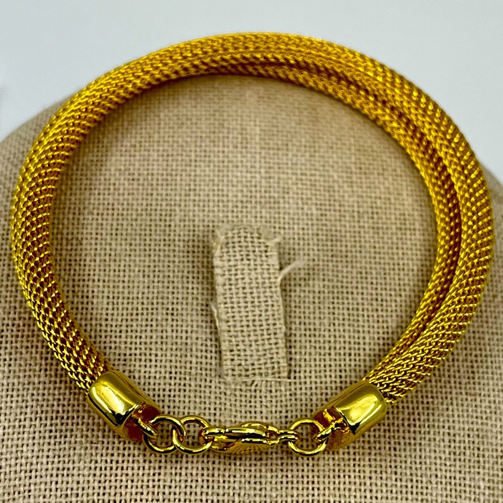 Vintage Rare 1980s Monet Gold-Tone Double Strand Mesh Bracelet